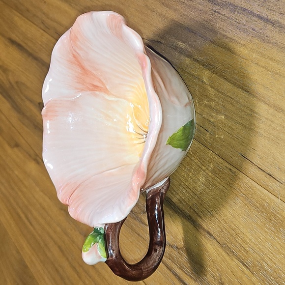 Other - Floral Pansy Teacup